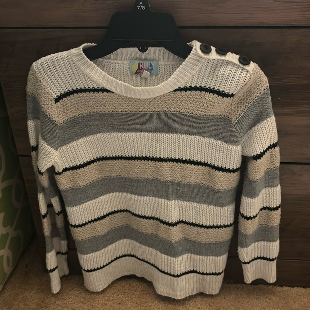 TRULY Kids Cotton Sweater size Small
